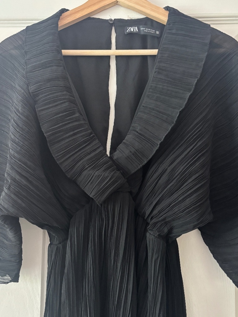 Zara Short Pleated Jumpsuit - Black Size XS - Picture 6 of 11